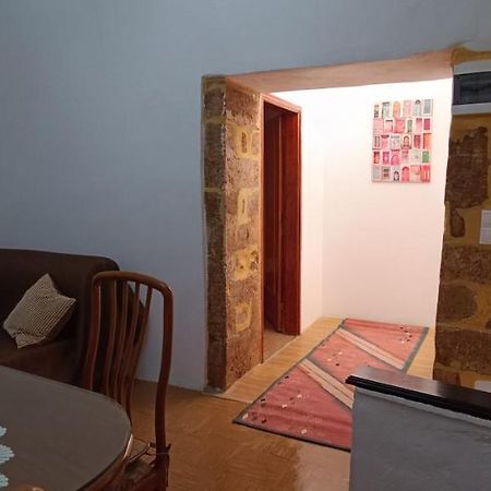 Comfortable And Spacious Stone Traditional Apartment 干尼亞 外观 照片