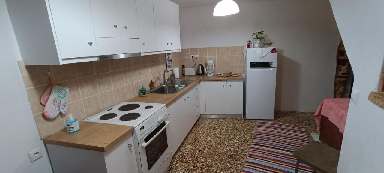Comfortable And Spacious Stone Traditional Apartment 干尼亞 外观 照片