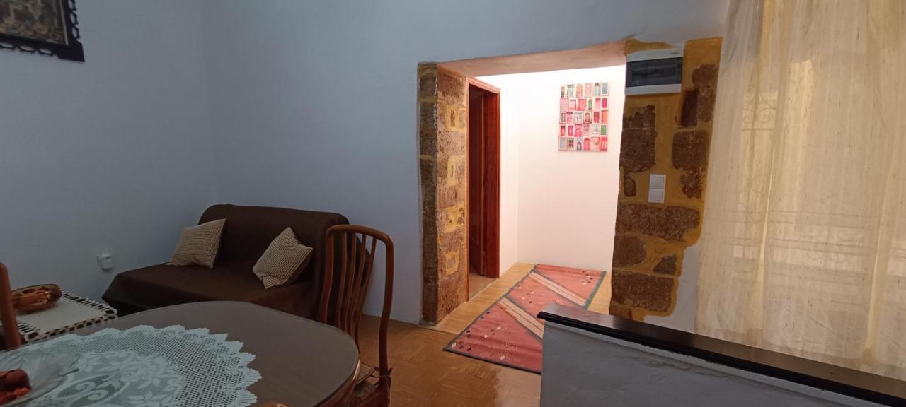 Comfortable And Spacious Stone Traditional Apartment 干尼亞 外观 照片